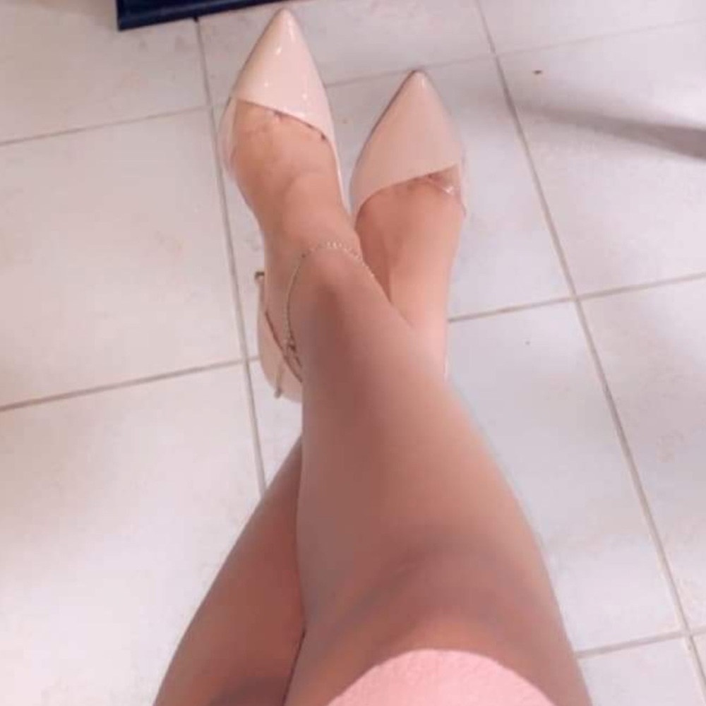 Taylor Pumps *Price is Firm*